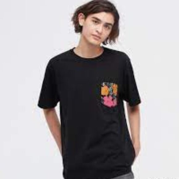 Uniqlo UT Andy Warhol Black Floral Pocket T Shirt Sz XS - Picture 1 of 8